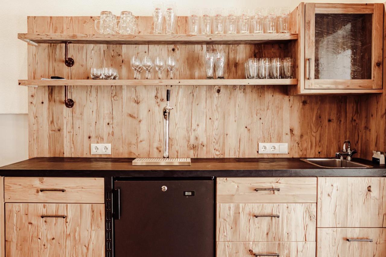Gasthaus Zum Adler Großwallstadt エクステリア 写真